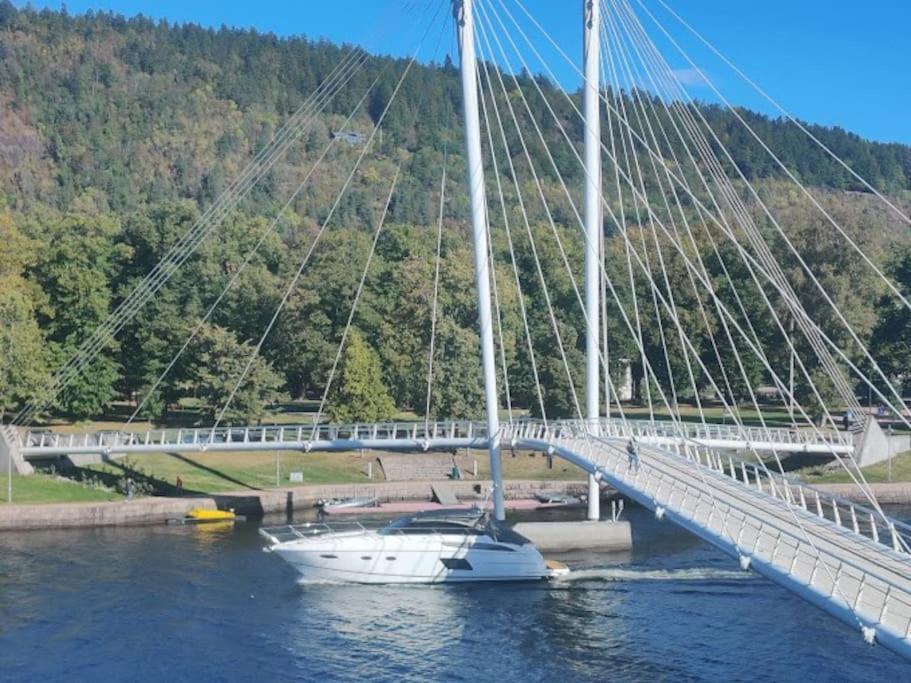 Fin Sentralt Hybel I Drammen公寓 外观 照片