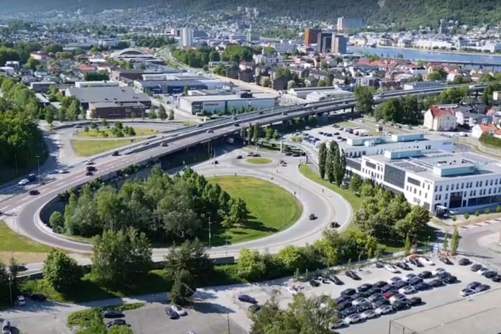 Fin Sentralt Hybel I Drammen公寓 外观 照片